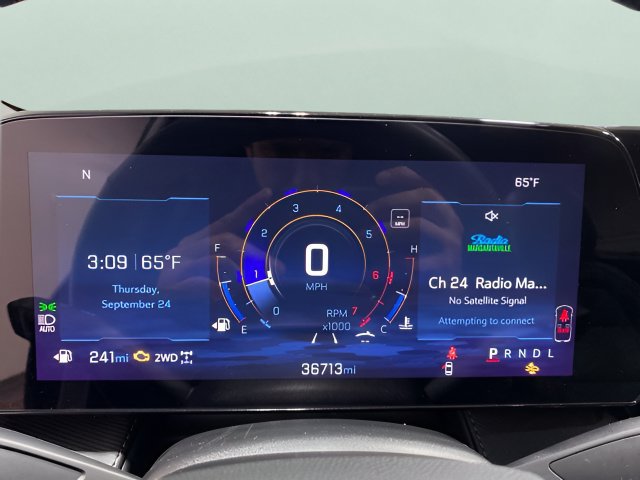 Used 2025 Chevrolet Equinox LT w/ Convenience Package II AWD/4WD image 16