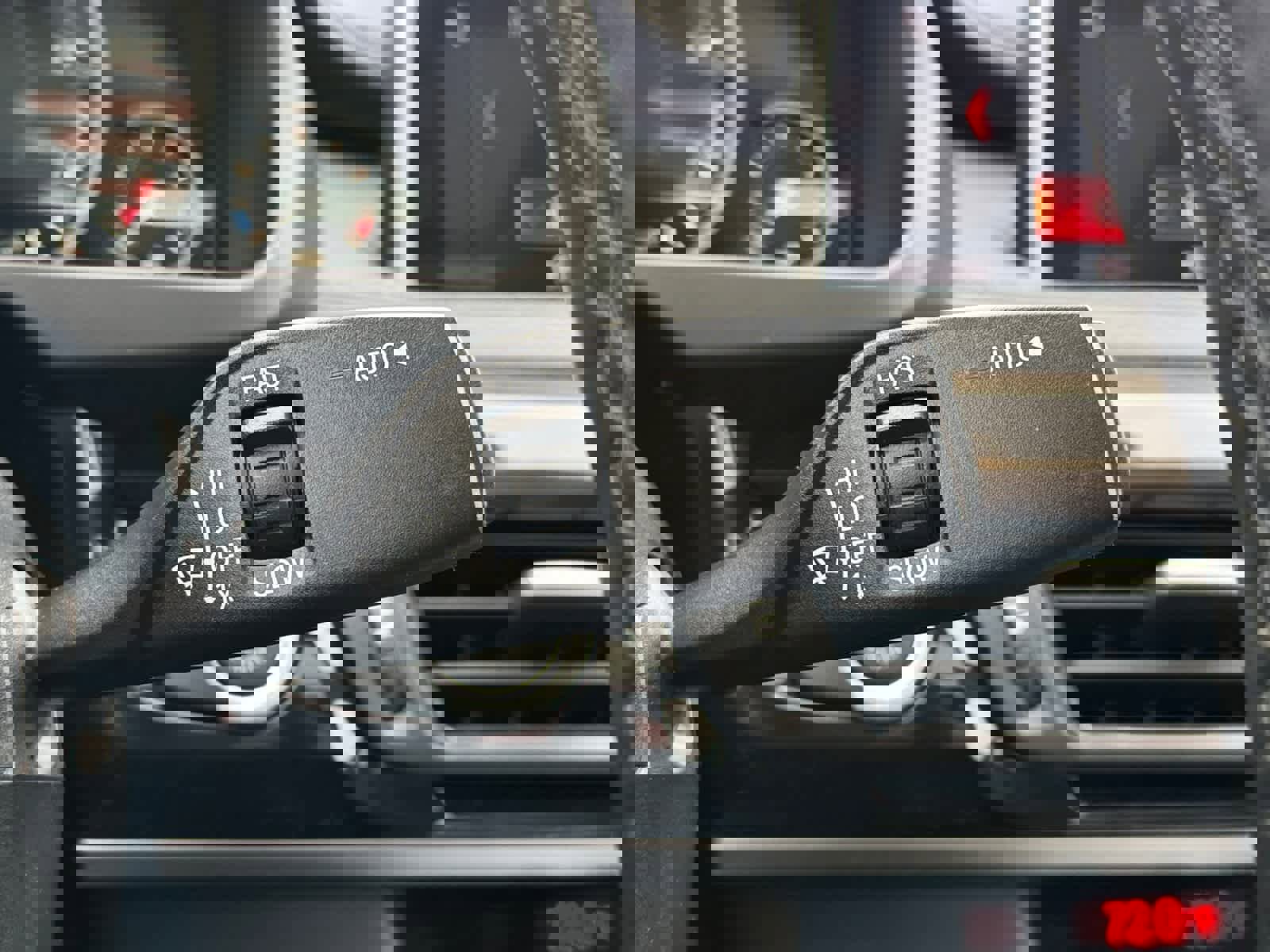 Used 2018 BMW X6 xDrive50i w/ M Sport Package image 20