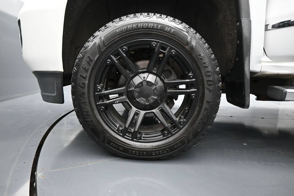 Used 2019 GMC Sierra 2500 Denali w/ Suspension Package, Off-Road AWD/4WD image 29