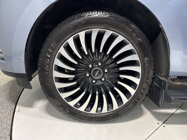 Used 2019 Lincoln Navigator Black Label w/ Cargo Package AWD/4WD image 10