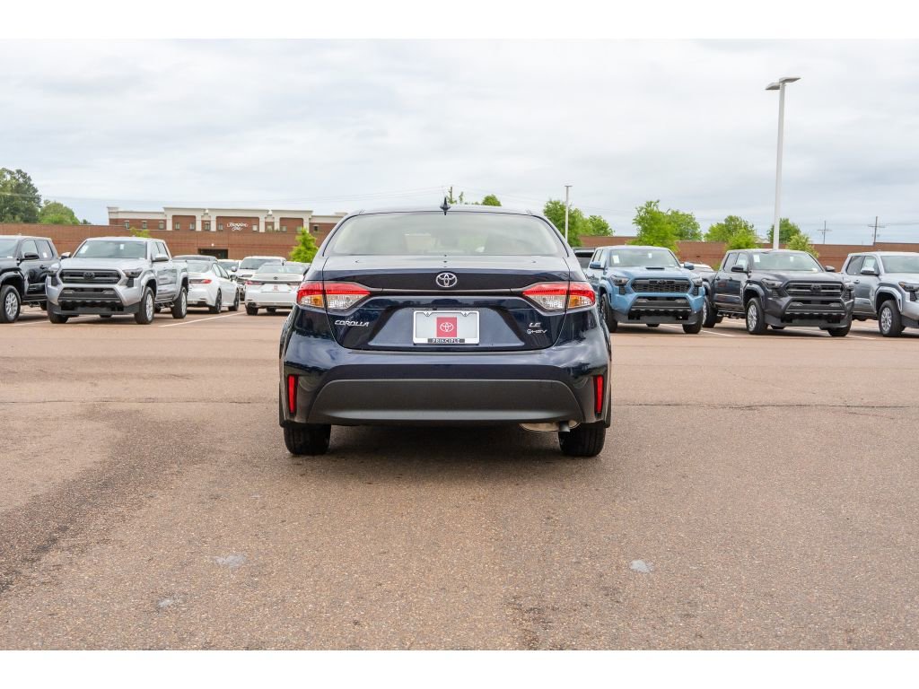 Used 2026 Toyota Corolla LE image 6