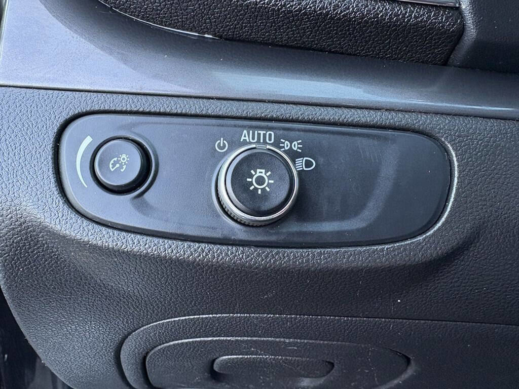 Used 2017 Buick Encore Preferred image 17