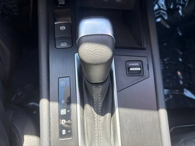 Used 2025 Nissan Kicks SV FWD image 18
