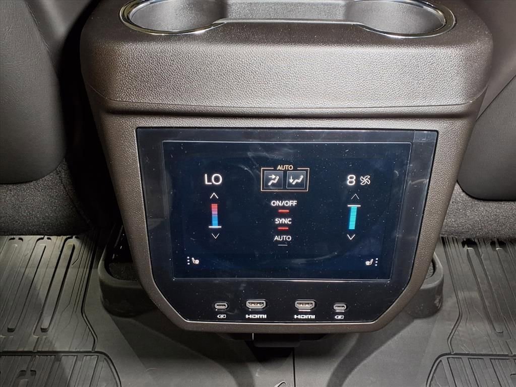 New 2026 GMC Yukon AT4 Ultimate w/ LPO, Floor Liner Package image 13