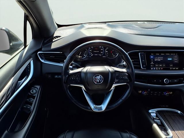 Used 2022 Buick Enclave Avenir image 14