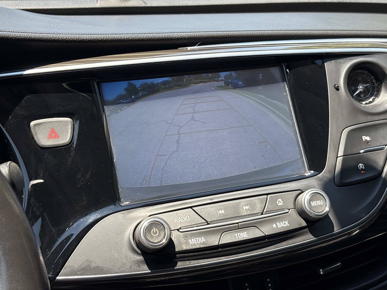 Used 2020 Buick Envision Essence w/ Experience Buick Package FWD image 20