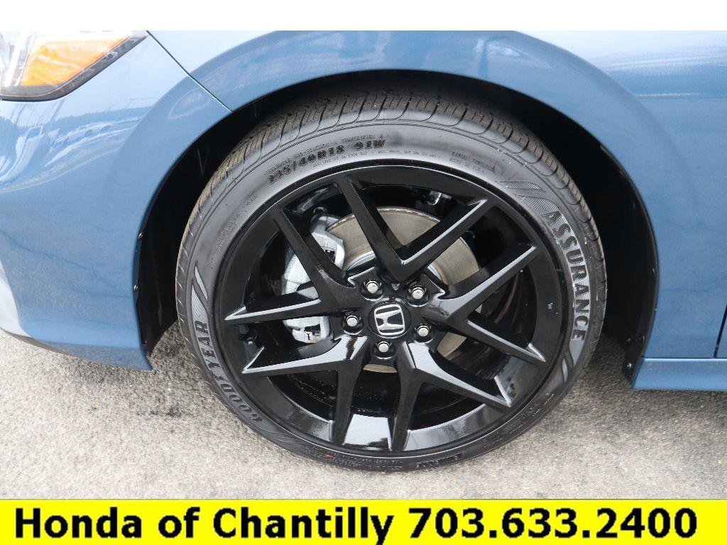 Used 2025 Honda Civic Sport image 26