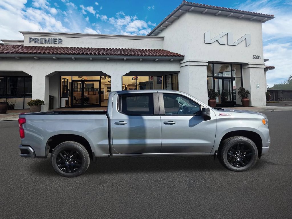 Used 2024 Chevrolet Silverado 1500 RST w/ Convenience Package II AWD/4WD image 9