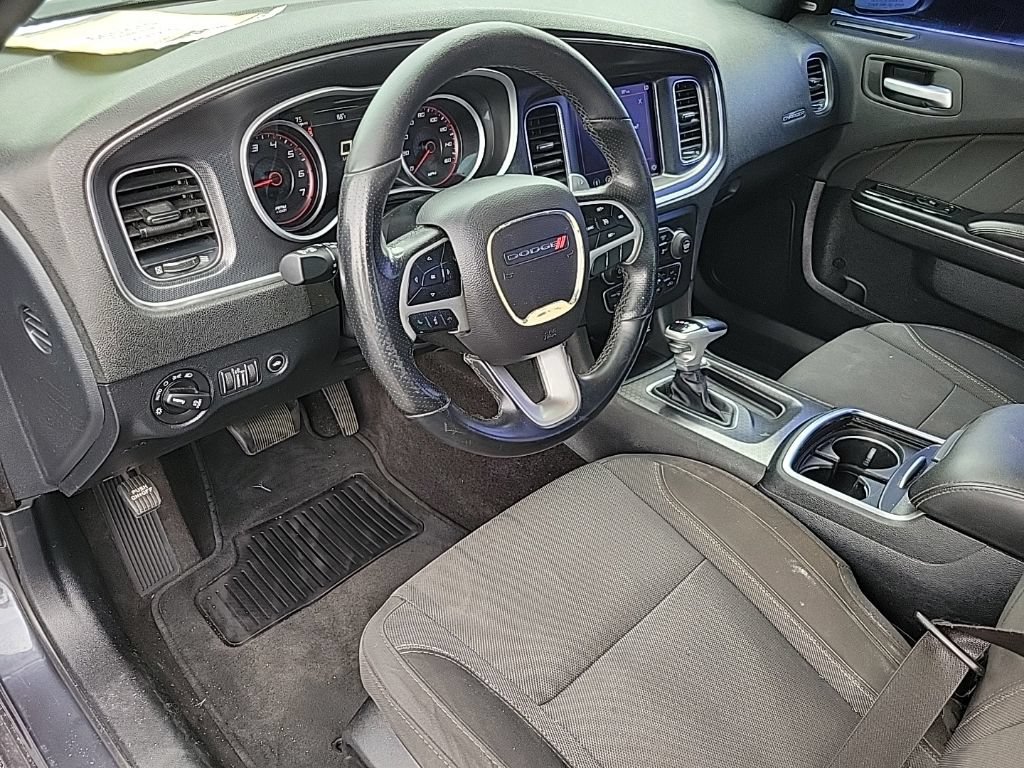Used 2018 Dodge Charger R/T RWD image 9