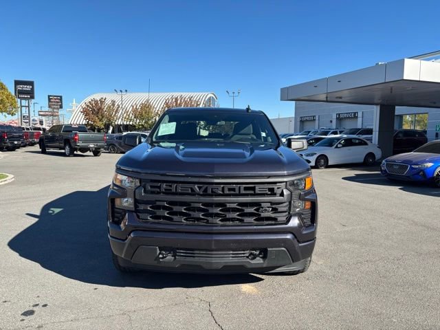 Used 2022 Chevrolet Silverado 1500 Custom image 3