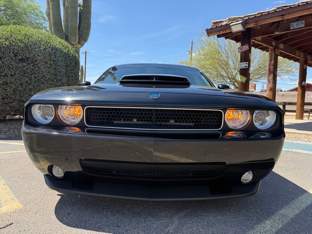 Used 2010 Dodge Challenger R/T RWD image 3