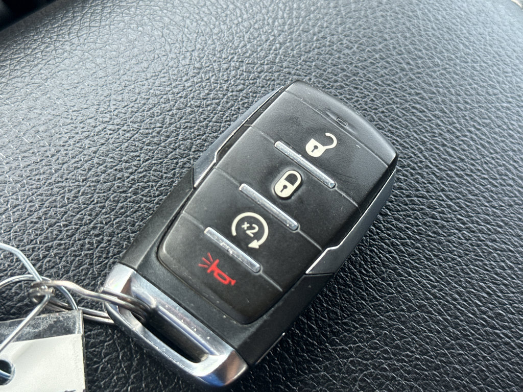 Used 2022 RAM 1500 Big Horn AWD/4WD image 36