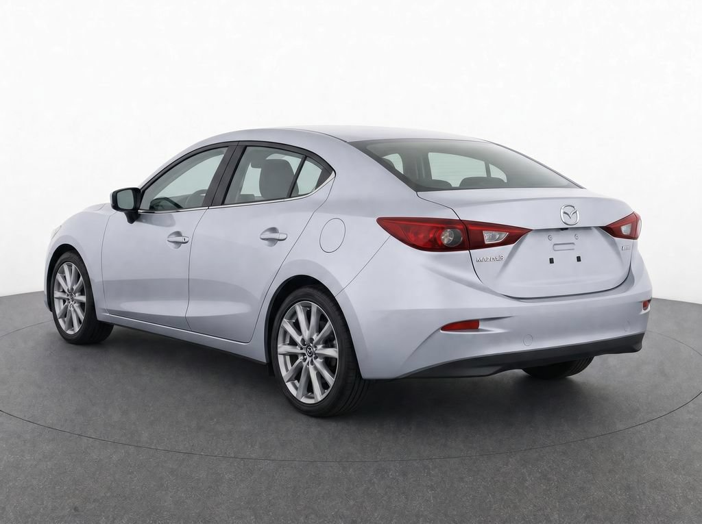 Used 2017 MAZDA MAZDA3 Touring FWD image 3