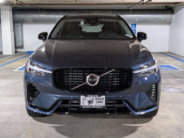 New 2025 Volvo XC60 T8 Core w/ Protection Package Premier AWD/4WD image 8