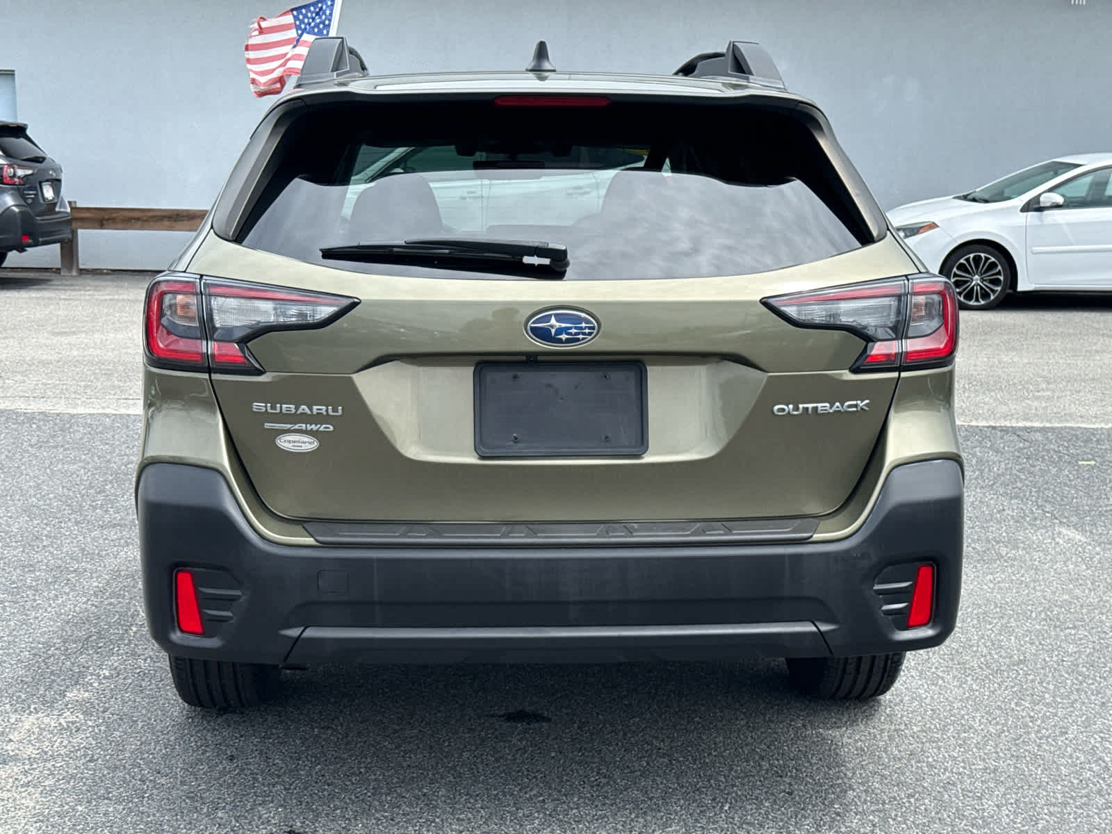 Used 2021 Subaru Outback Premium AWD/4WD image 6