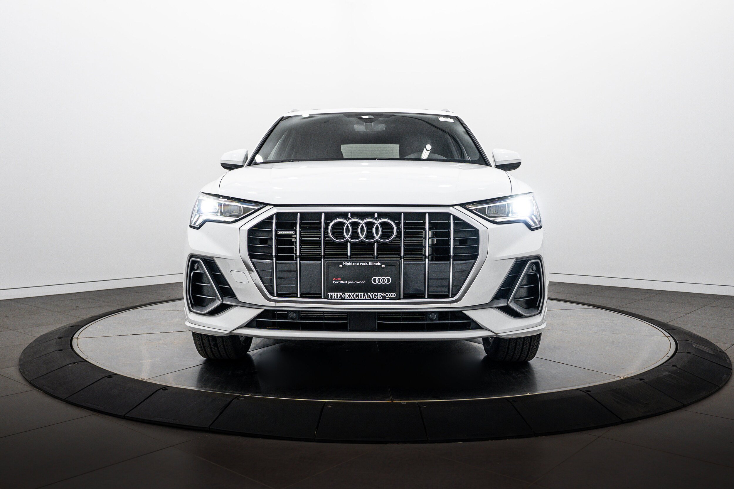 Used 2023 Audi Q3 2.0T Premium w/ Convenience Package AWD/4WD image 23