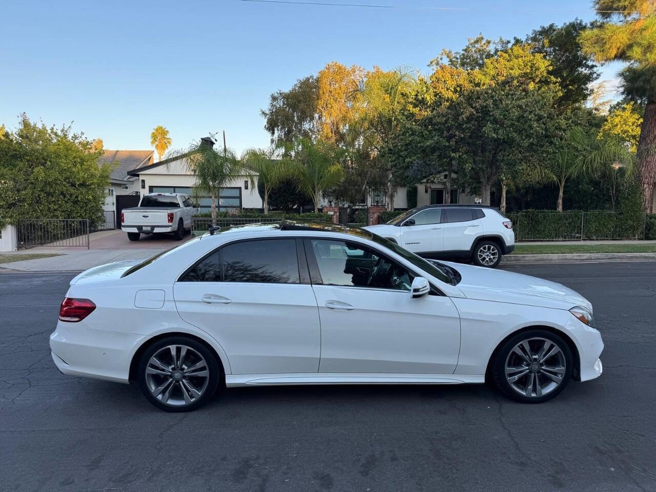 Used 2016 Mercedes-Benz E 350 Sedan image 7
