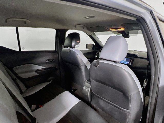Used 2024 Nissan Kicks SR w/ SR Premium Package FWD image 21