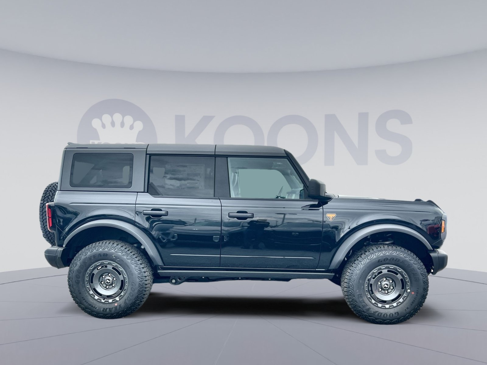 New 2025 Ford Bronco Badlands w/ Sasquatch Package AWD/4WD image 12
