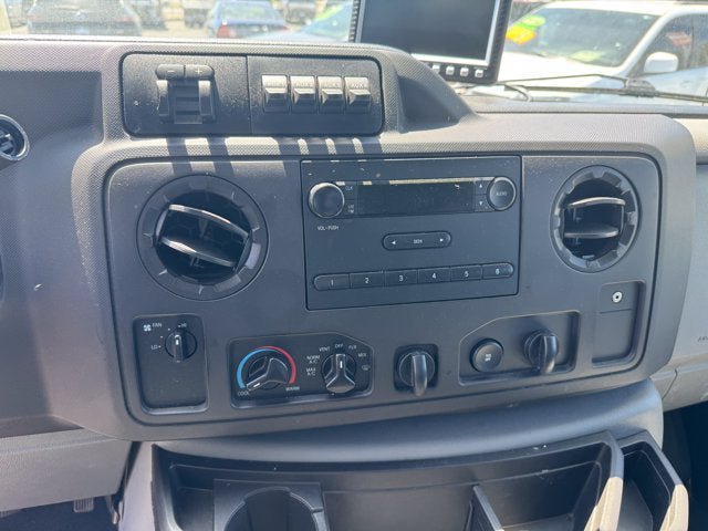 Used 2013 Ford E-350 and Econoline 350 Super Duty w/ PWR Group RWD image 17