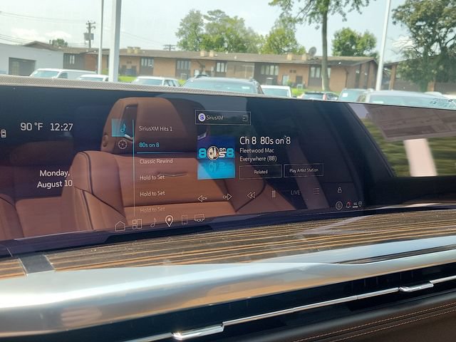 New 2026 Cadillac Escalade Luxury w/ Touring Package AWD/4WD image 13