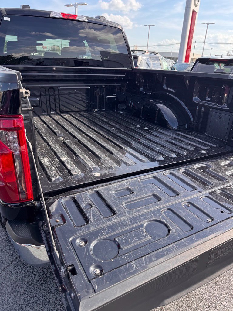 Used 2025 Ford F150 XLT w/ Equipment Group 301A Standard AWD/4WD image 12