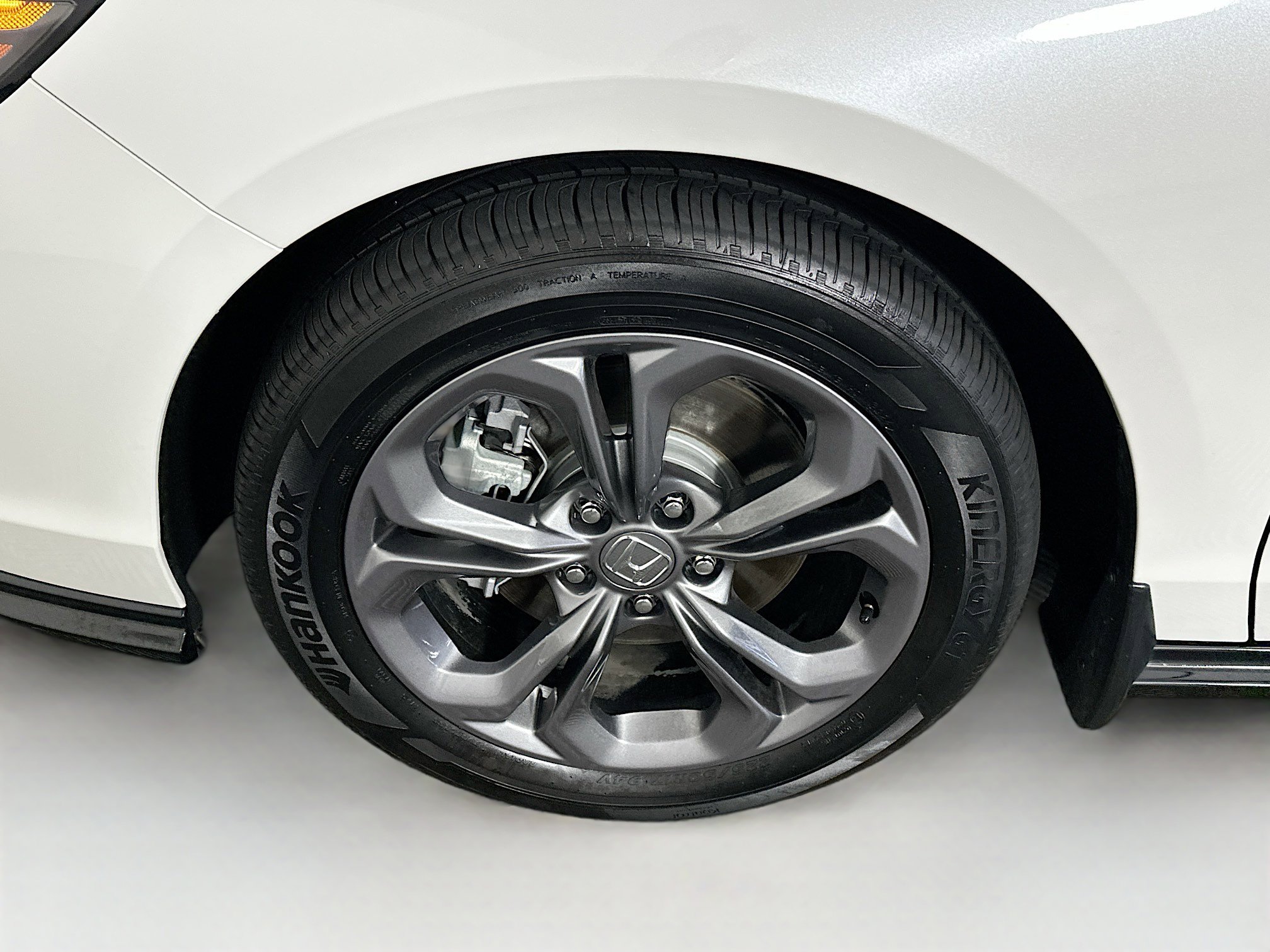 Used 2025 Honda Accord EX-L image 11