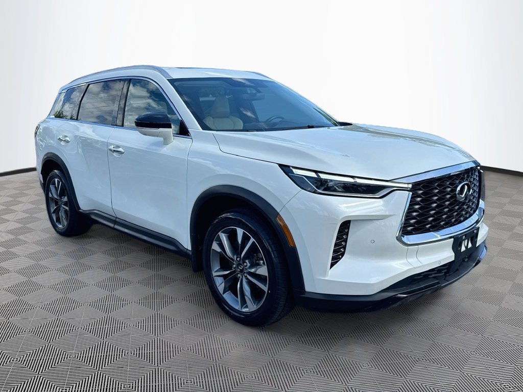 Used 2023 INFINITI QX60 Luxe w/ Vision Package AWD/4WD image 4
