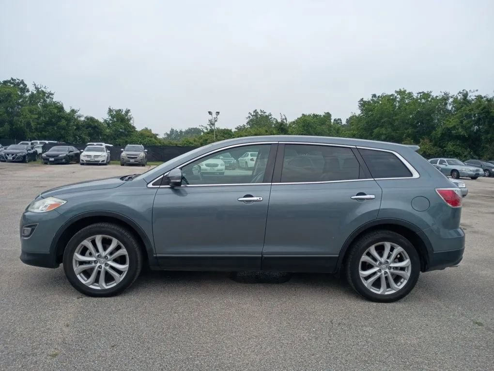 Used 2012 MAZDA CX-9 Grand Touring w/ Moonroof & Bose Audio Pkg FWD image 2