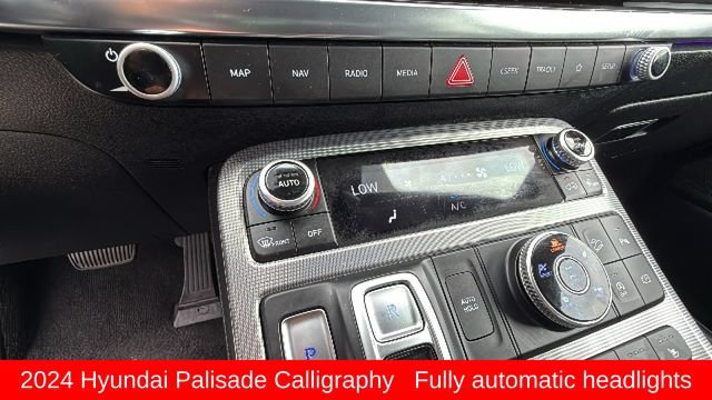 Used 2024 Hyundai Palisade Calligraphy AWD/4WD image 14