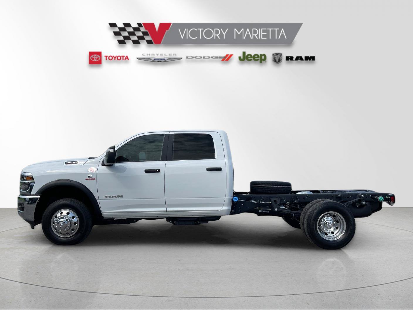 New 2026 RAM 3500 Big Horn AWD/4WD image 2