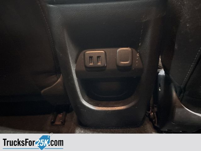 Used 2017 Chevrolet Colorado LT w/ Redline Special Edition image 30