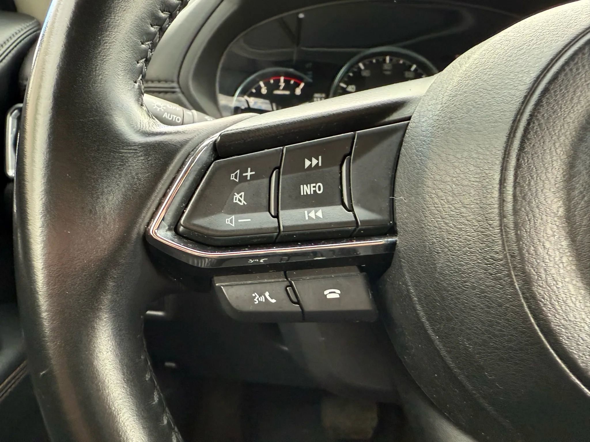 Used 2022 MAZDA CX-5 AWD 2.5 S w/ Premium Package image 30