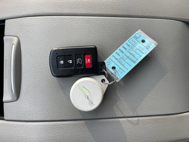 Used 2019 Toyota Highlander Limited w/ Protection Package #3 AWD/4WD image 30