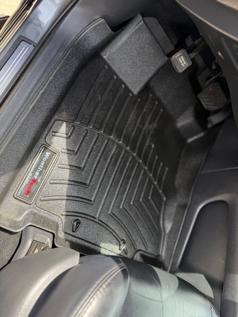 Used 2019 Nissan Pathfinder Platinum AWD/4WD image 29