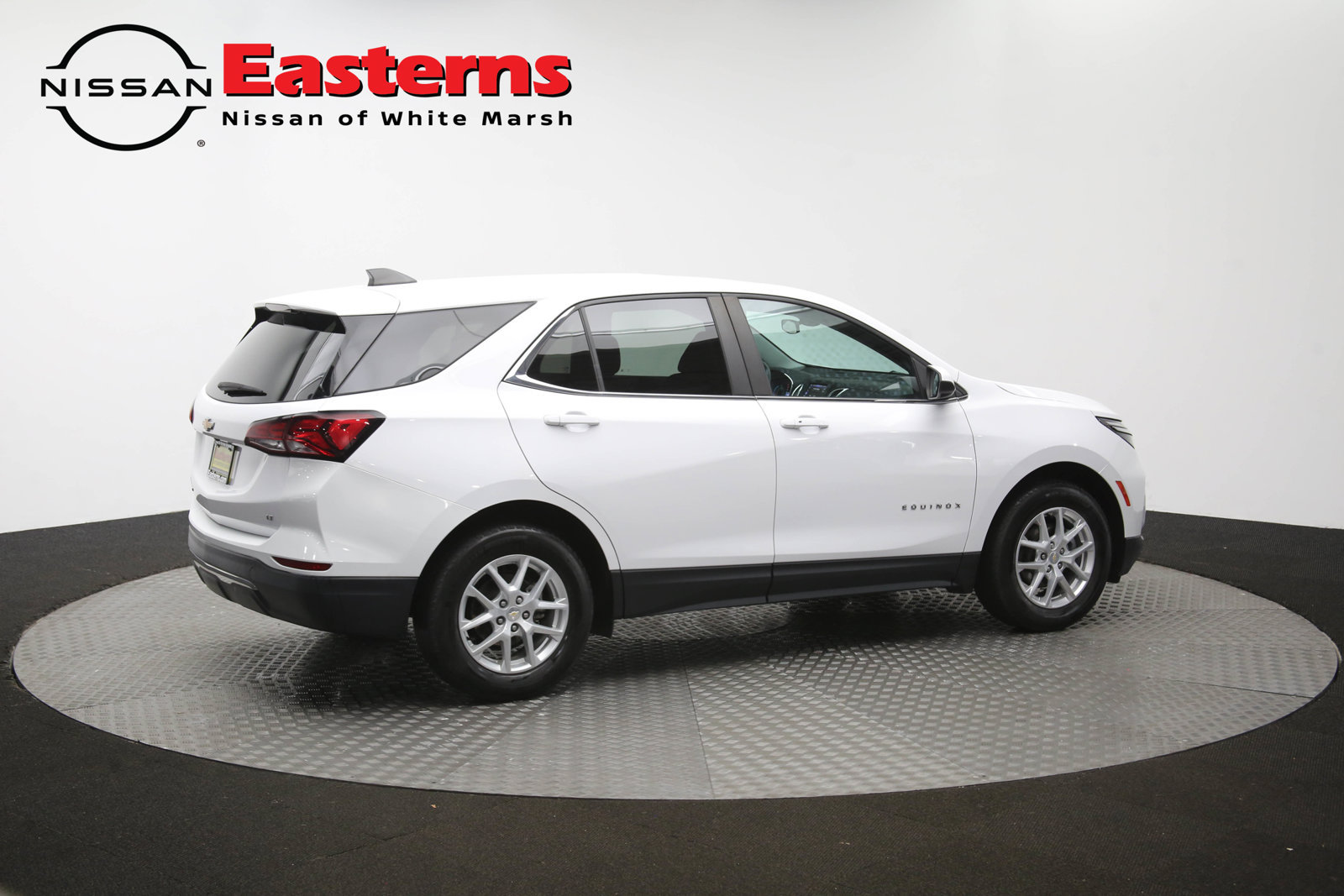 Used 2022 Chevrolet Equinox LT FWD image 41