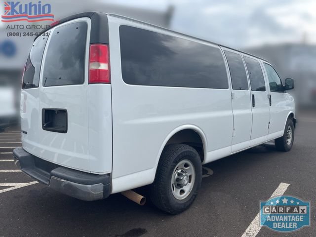 Used 2017 Chevrolet Express 3500 LT w/ LT Preferred Equipment Group RWD image 4