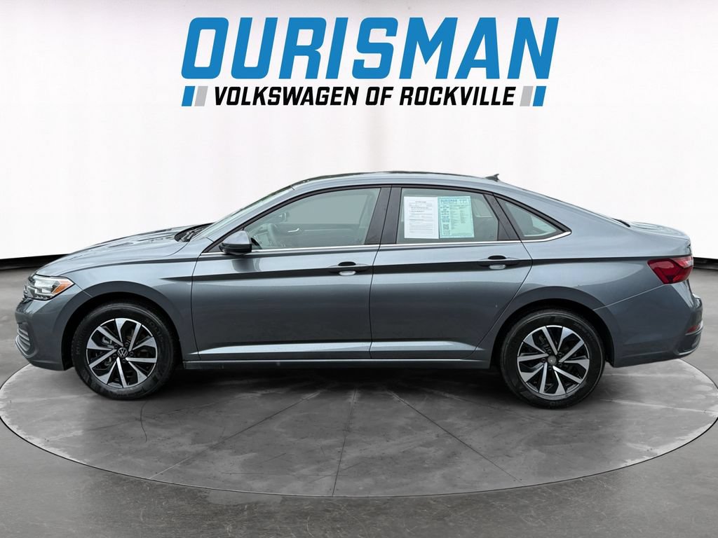 Used 2023 Volkswagen Jetta S FWD image 3