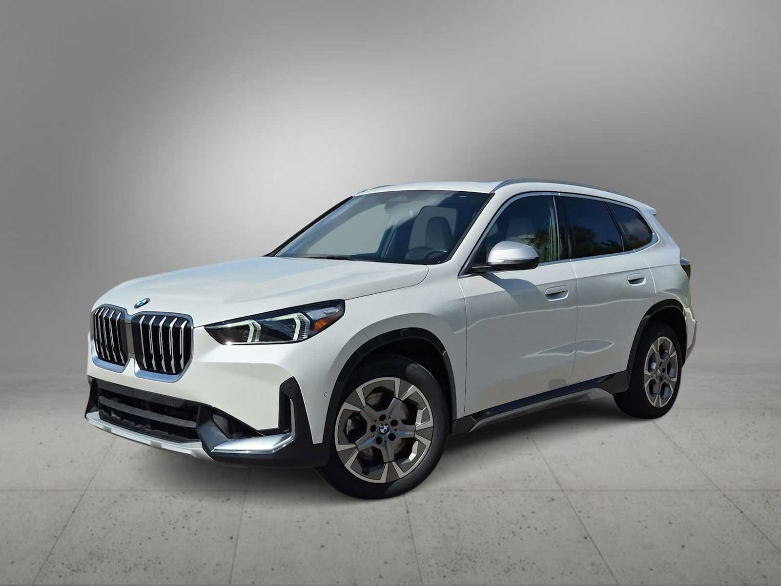 Used 2023 BMW X1 xDrive28i w/ Convenience Package AWD/4WD image 1