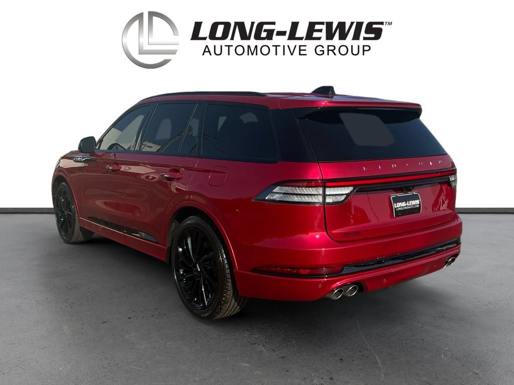 Certified 2026 Lincoln Aviator Reserve AWD/4WD image 4