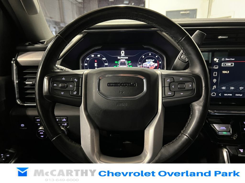 Used 2024 GMC Sierra 2500 Denali w/ Denali Reserve Package AWD/4WD image 13