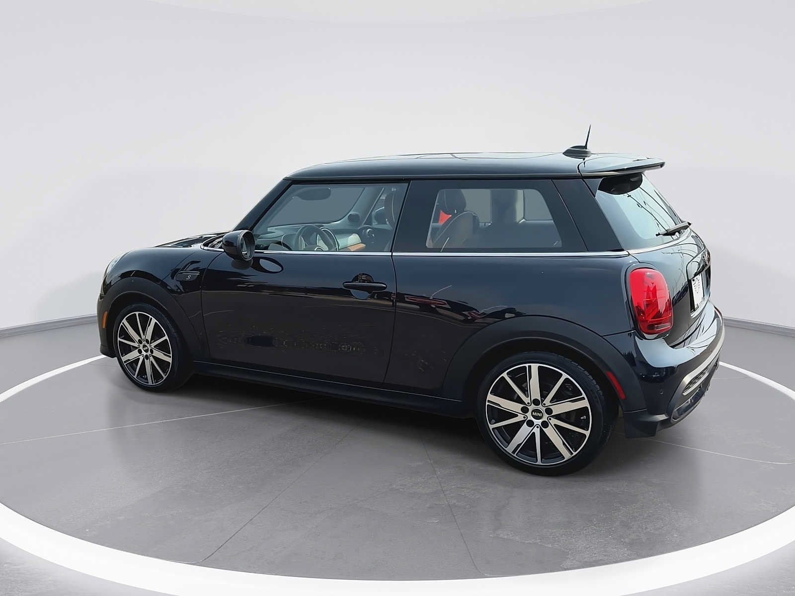 Used 2024 MINI Cooper S FWD image 6