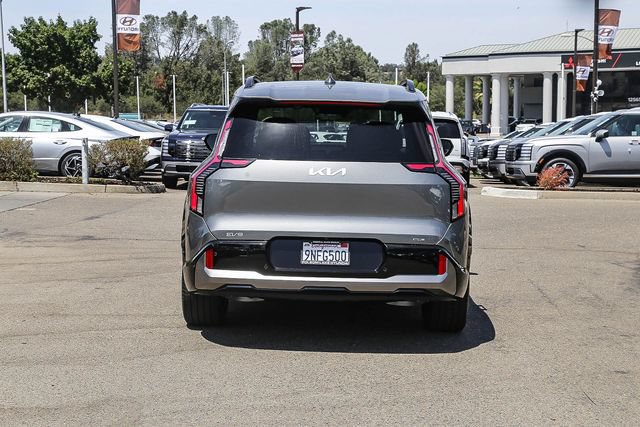 Used 2024 Kia EV9 GT-Line AWD/4WD image 4