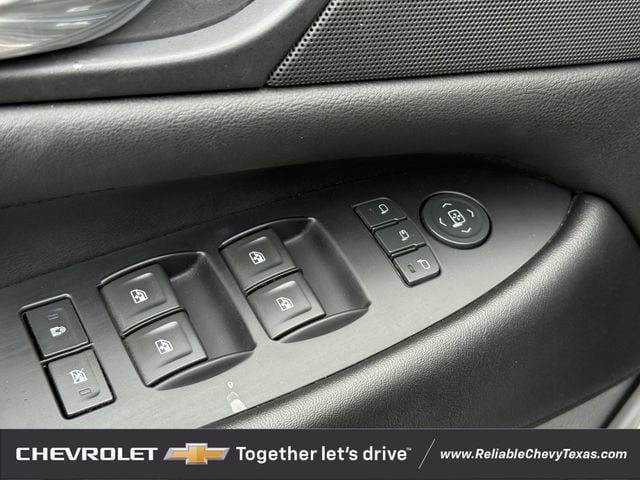 Used 2019 Cadillac Escalade Luxury RWD image 28