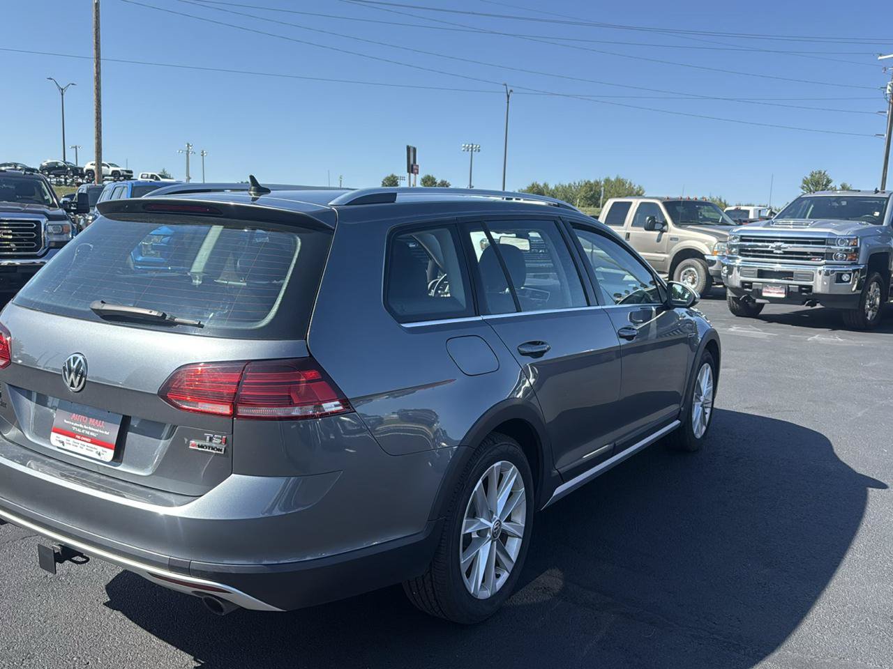 Used 2018 Volkswagen Golf Alltrack S AWD/4WD image 5