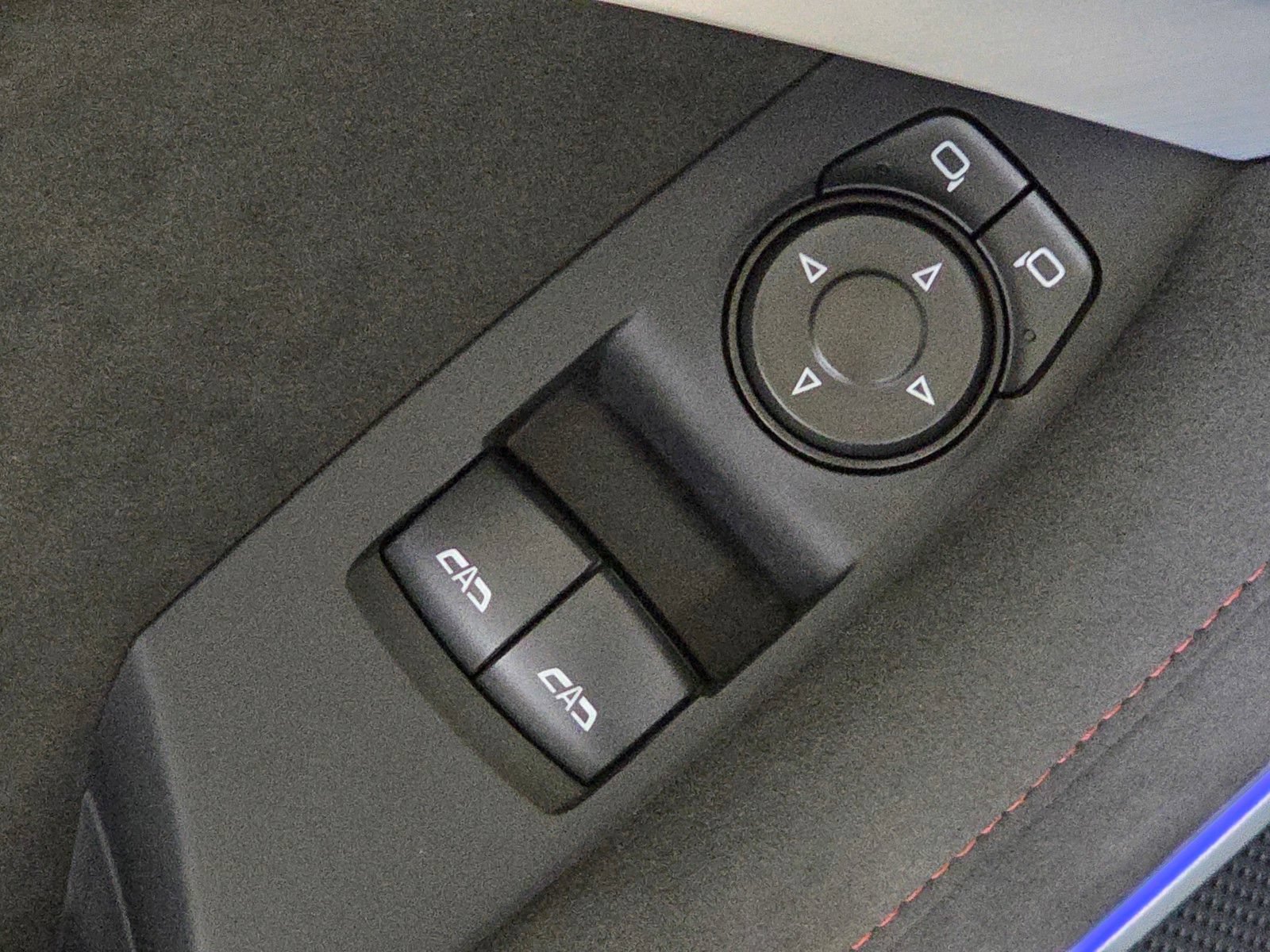 Used 2022 Chevrolet Camaro ZL1 RWD image 19