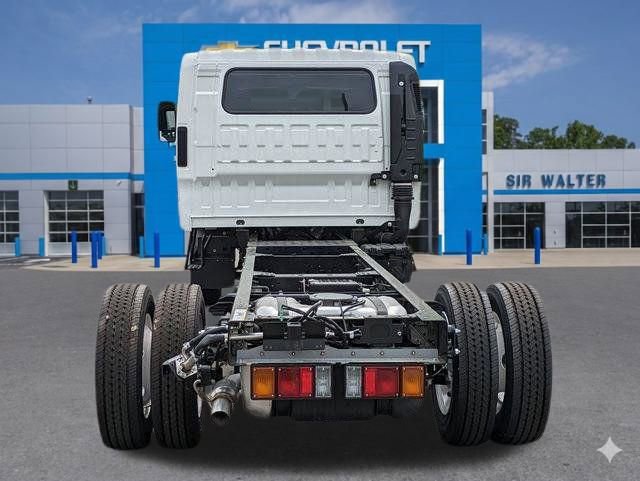 New 2025 Chevrolet Low Cab Forward image 8