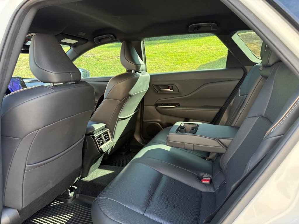 Certified 2025 Toyota Crown Signia AWD/4WD image 10