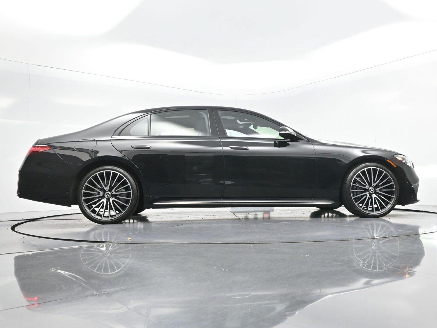 Used 2024 Mercedes-Benz S 580 4MATIC Sedan image 50
