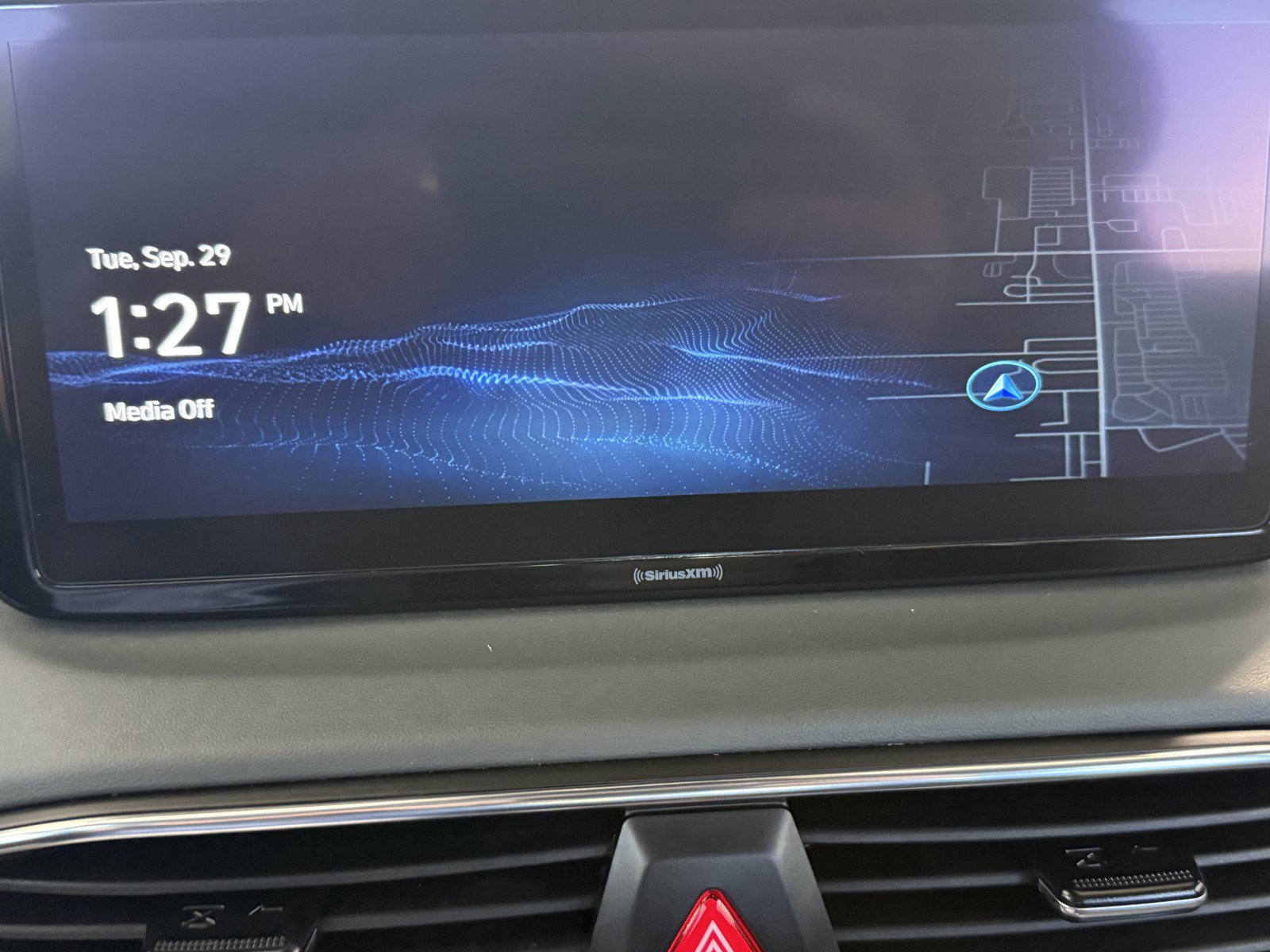 Certified 2023 Hyundai Santa Fe SEL AWD/4WD image 11